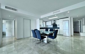 Sale - Apartment -
Torrevieja - Punta Prima