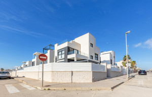 Venta - Villa -
Orihuela Costa