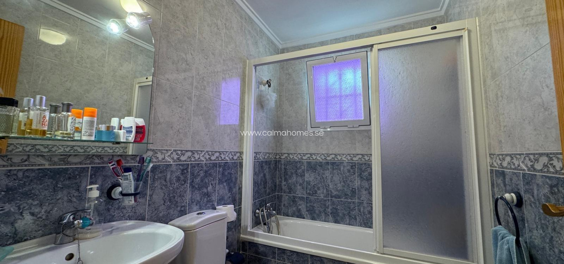 Resale - Apartment -
Torrevieja - Playa del Cura