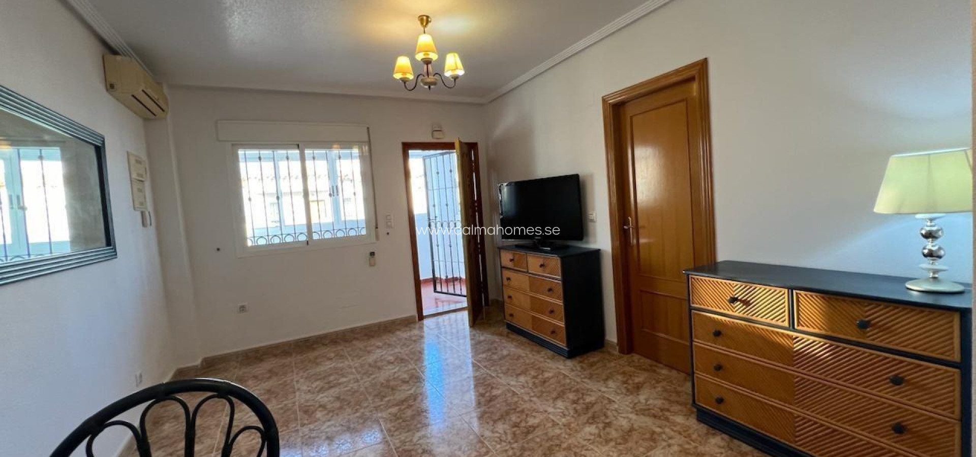 Sale - Bungalow -
Orihuela Costa - La Ciñuelica