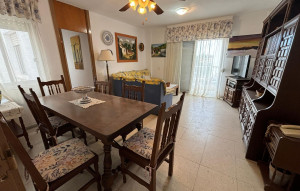 Sale - Apartment -
Torrevieja - Centro