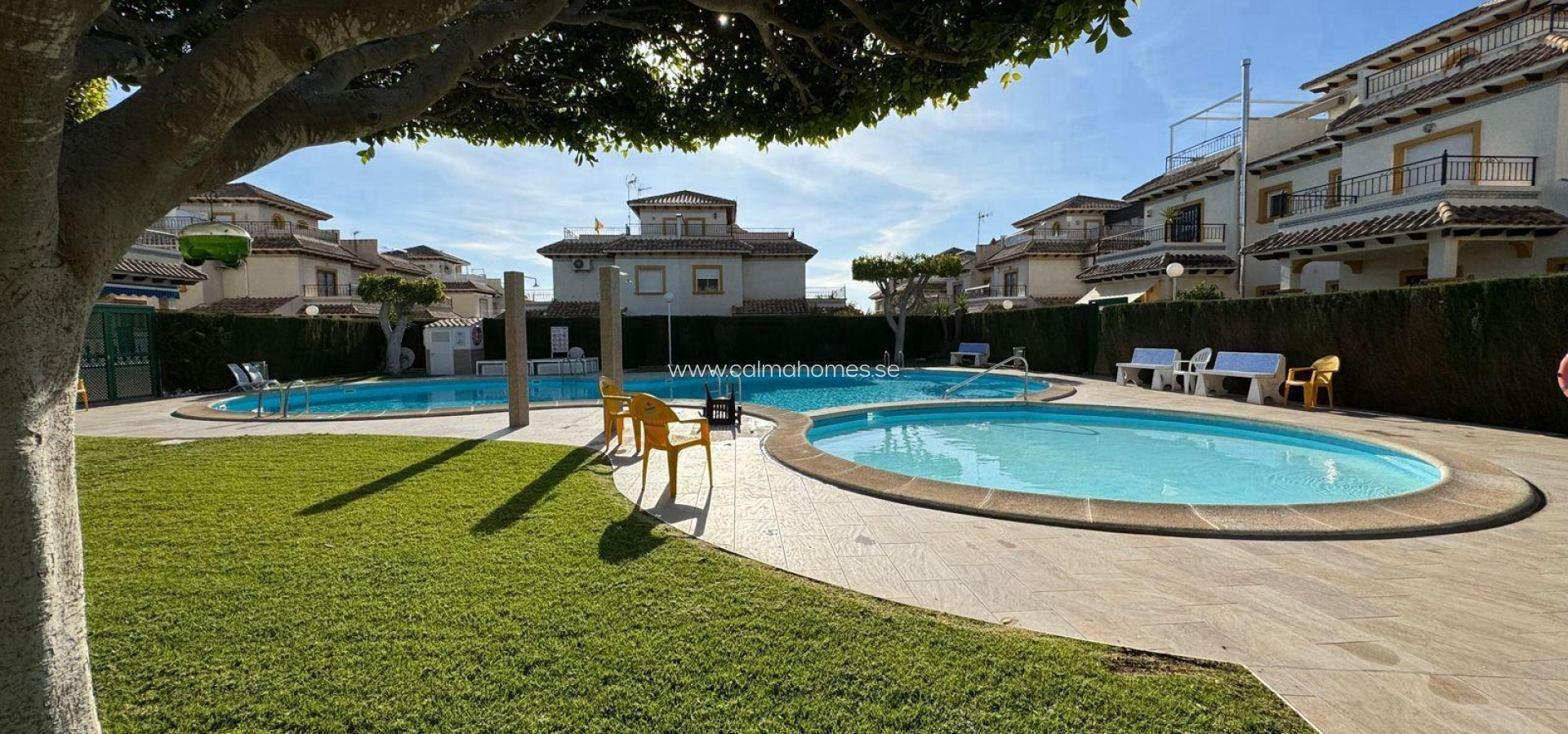 Sale - Bungalow -
Orihuela Costa - Rocio del Mar