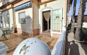 Sale - Bungalow -
Torrevieja - Los Balcones - Los Altos del Edén