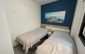 Sale - Apartment -
Torrevieja - Las Piscinas Naturales