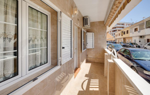 Sale - Ground Floor -
Torrevieja - Acequion