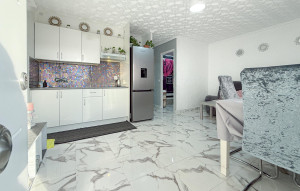 Sale - Bungalow -
Torrevieja - Torretas