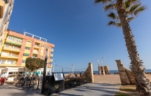 Sale - Flat -
Torrevieja - La Mata pueblo