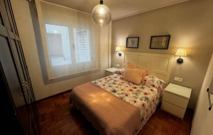 Sale - Apartment -
Gijon - La Calzada