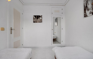 Sale - Apartment -
Torrevieja - La veleta