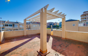 Sale - Terraced house -
Torrevieja - Parque de las Naciones