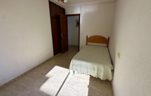 Sale - Apartment -
Torrevieja - Paseo maritimo