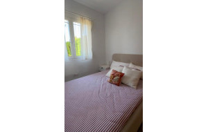 Resale - Bungalow -
Villamartin