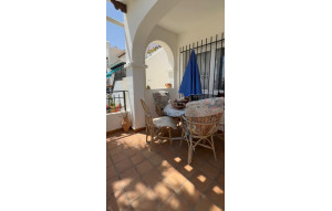 Resale - Bungalow -
Villamartin