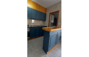 Resale - Bungalow -
Villamartin