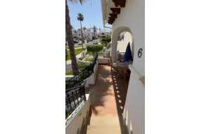 Resale - Bungalow -
Villamartin