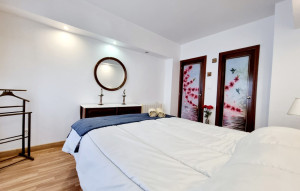 Sale - Apartment / flat -
Torrevieja Centro - Torrevieja
