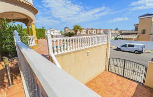 Sale - House -
Guardamar del Segura - EL RASO