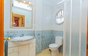 Sale - House -
Guardamar del Segura - EL RASO