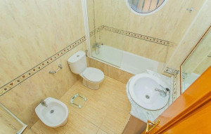Sale - House -
Guardamar del Segura - EL RASO
