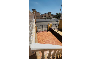 Sale - House -
Guardamar del Segura - EL RASO
