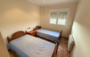 Venta - House -
Santa Pola