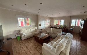 Venta - House -
Santa Pola