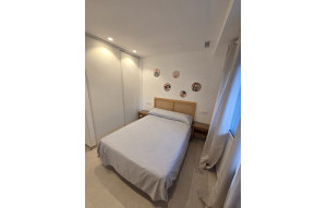 Sale - Apartment -
Guardamar Playa