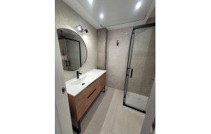 Sale - Apartment -
Guardamar Playa