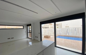 Venta - Villa -
Benijofar