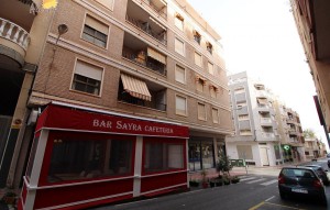 Sale - Commercial Unit -
Torrevieja - Playa de los Locos