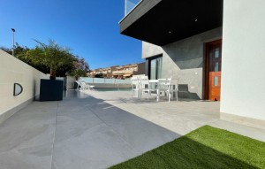 Sale - Villa -
Torrevieja - Los Altos