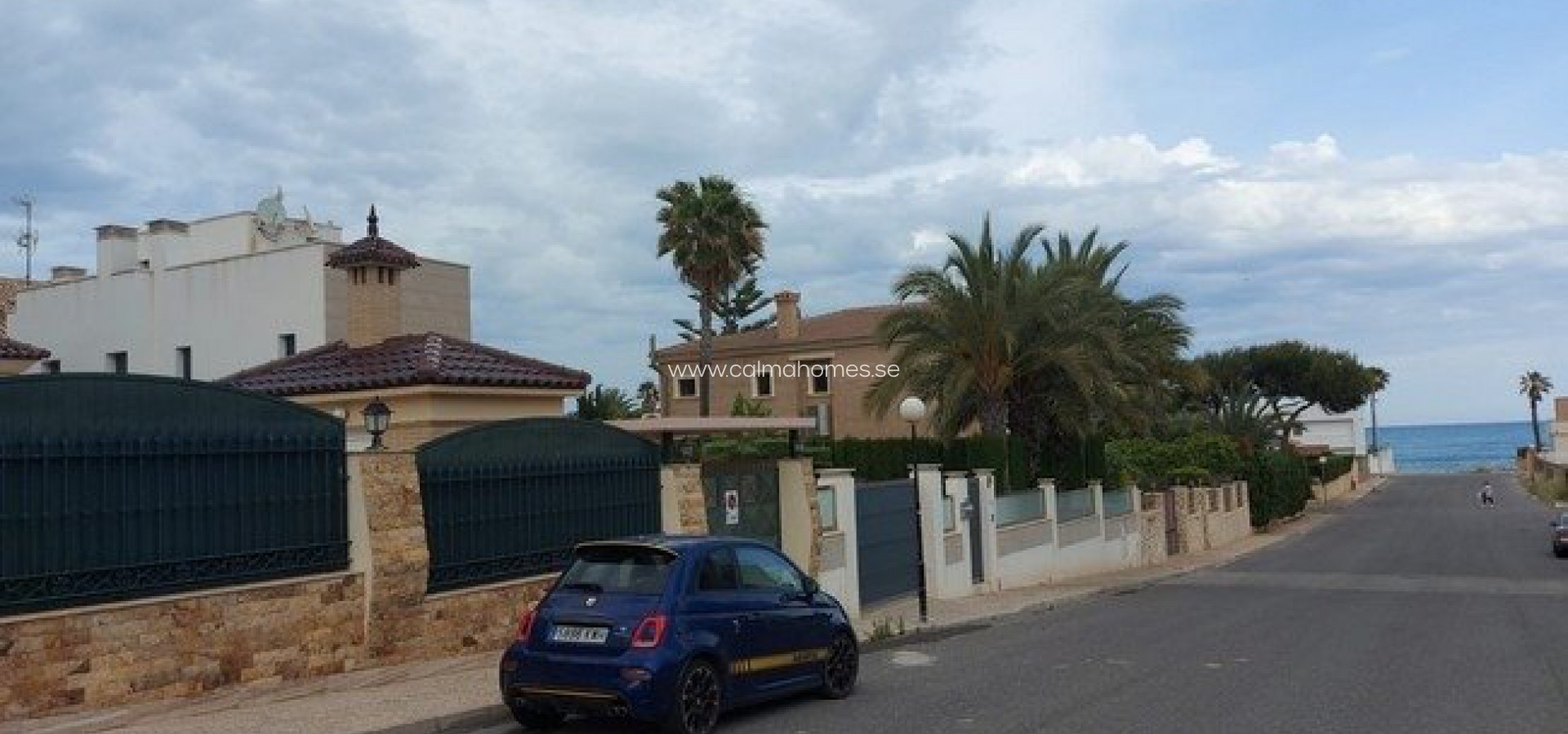 Sale - Villa -
Torrevieja - La veleta
