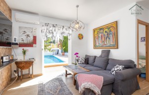 Sale - Semi-Detached Villa -
Torrevieja - Los Balcones