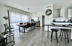 Sale - Villa -
Torrevieja - Playa de los Locos