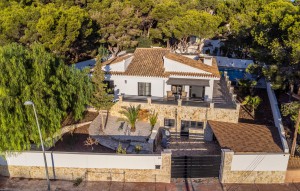 Venta - Villa -
Los Balcones