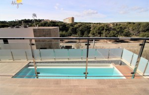 Sale - Villa -
Orihuela Costa - La Zenia
