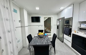 Sale - Building -
Torrevieja - Paseo maritimo